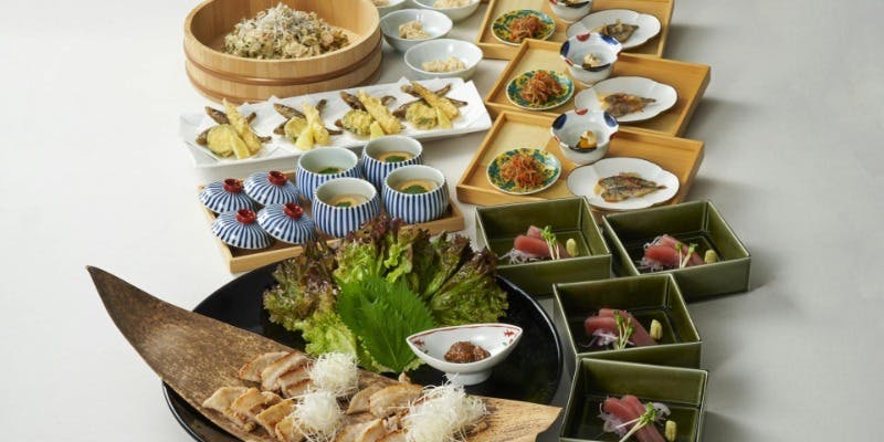 【Xmas2025】クリスマス特別コース！2時間飲み放題付き！おばんざいと豚の塩こうじ焼きコース