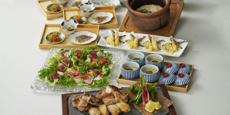 【Xmas2025】クリスマス特別コース！2時間飲み放題付き！海鮮カルパッチョと旬の土鍋飯コース