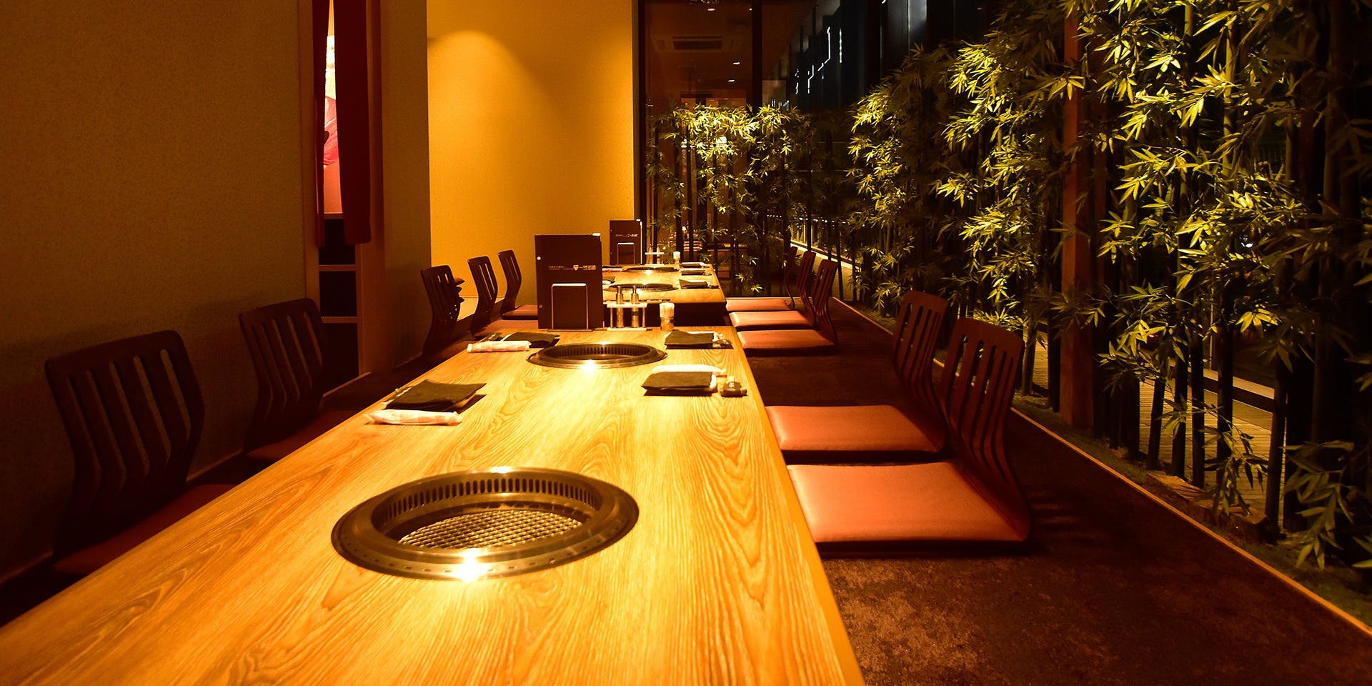 特撰和牛焼肉としゃぶしゃぶ一寸法師 (トクセンワギュウヤキニクト