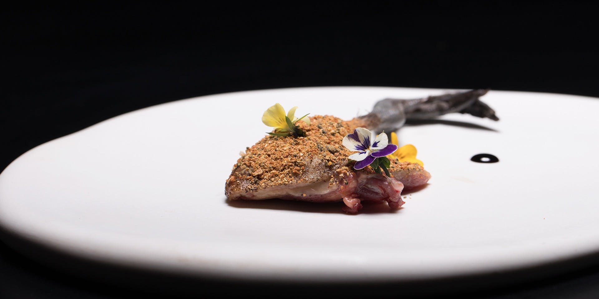 et NOU（エ ヌゥ）