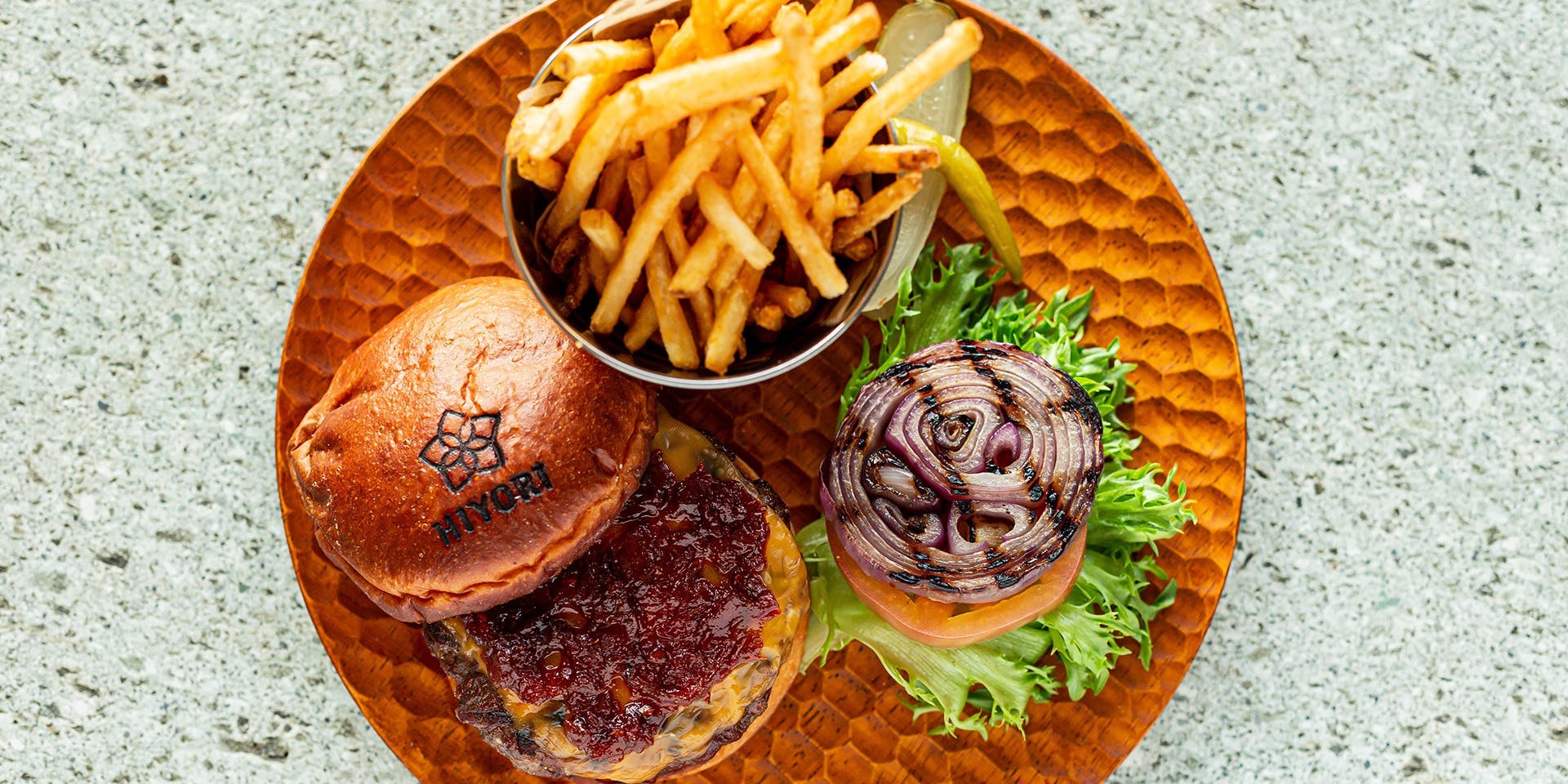 ヒルサイド グリル レストラン（Hillside Grill Restaurant）