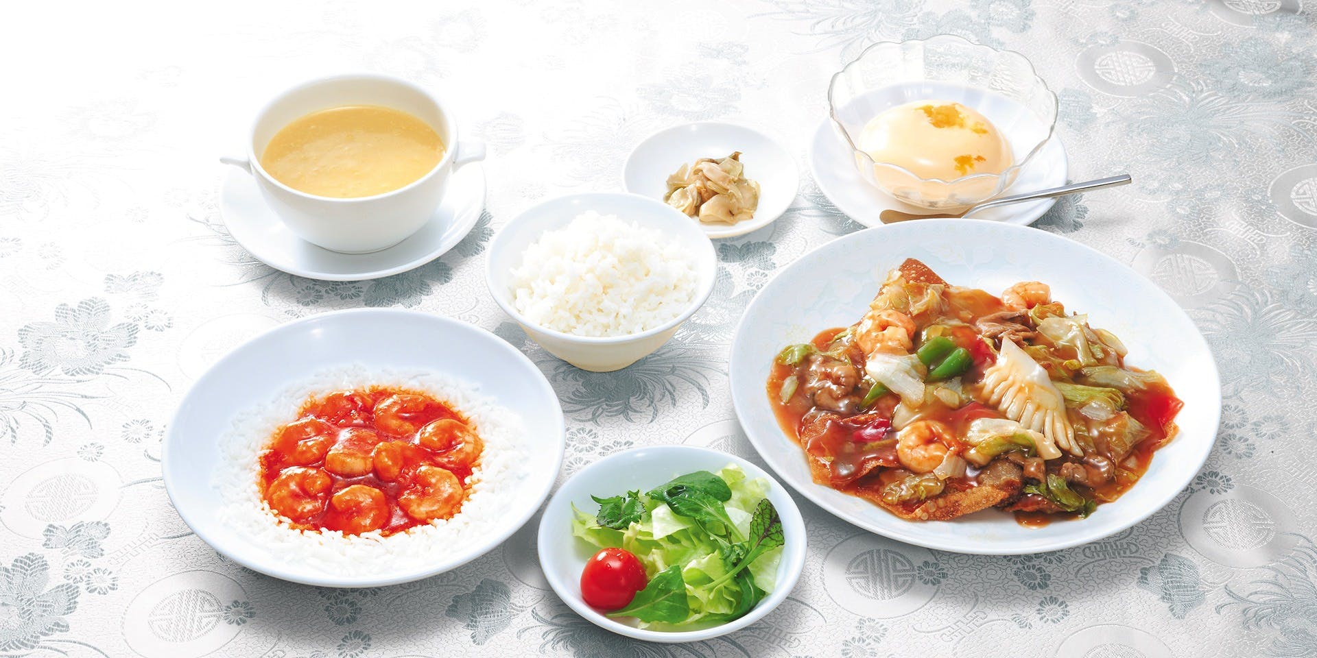 神戸元町別館 牡丹園 大阪梅田エスト店 - 画像3