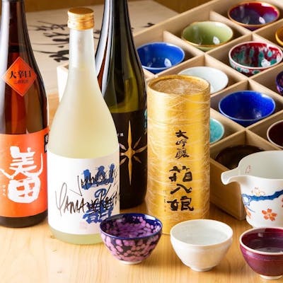 常時10種類以上の地酒を完備