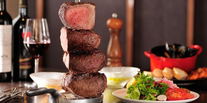 毎日開催！シュラスコ＆プレートアートが楽しめるサラダバー　【ディナー】