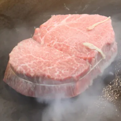 ヘルシーで柔らかなサシ入り赤身肉「フィレ」