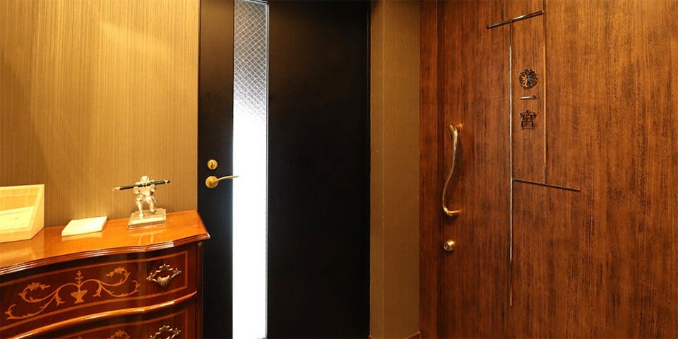 神戸牛炉釜炭焼ステーキ銀座一宮（【旧店名】但馬牛倶楽部炉釜炭焼ステーキ 一宮）