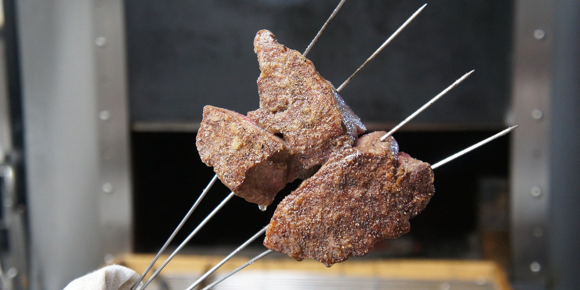 神戸牛炉釜炭焼ステーキ銀座一宮（【旧店名】但馬牛倶楽部炉釜炭焼ステーキ 一宮）