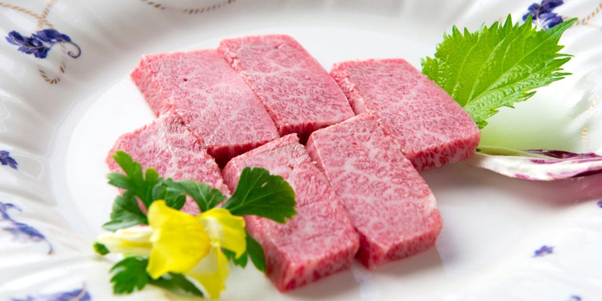 炭火焼肉 牛皇 久茂地国際通り店 - 画像3