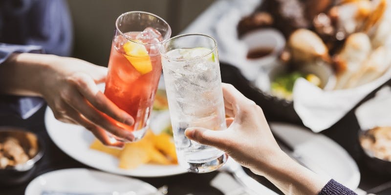 ��l�̃r�A�K�[�f�� Summer Club