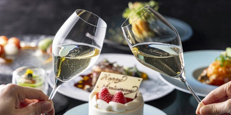 【ディナー】Anniversaryコース　乾杯酒とホールケーキ付き