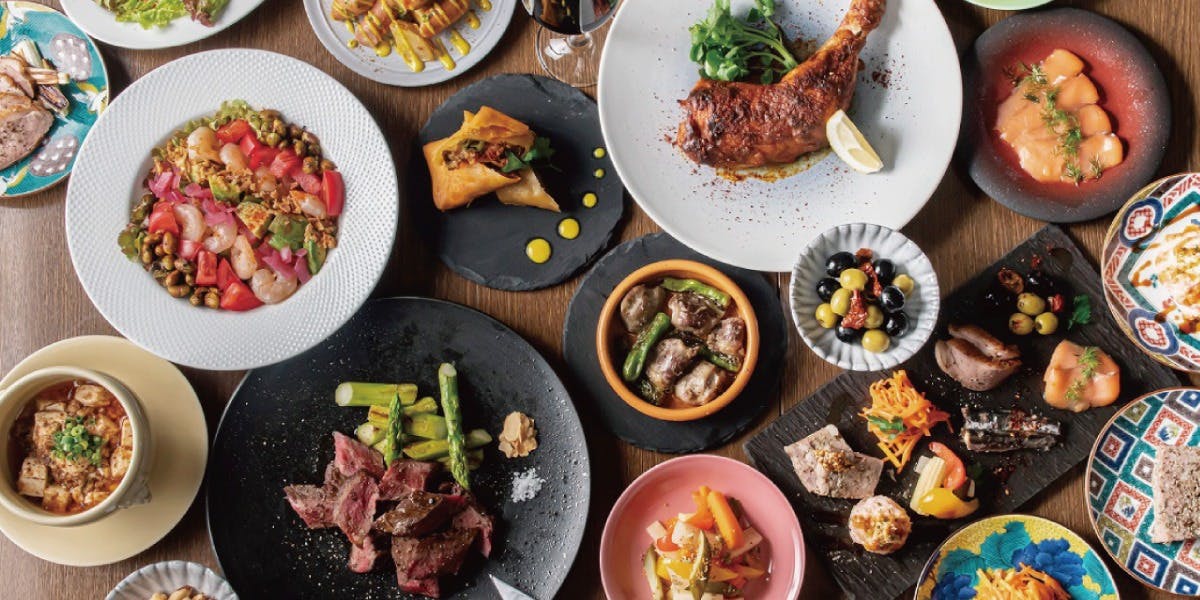 Madre ハーブとスパイス料理のワイン食堂（マドレ）