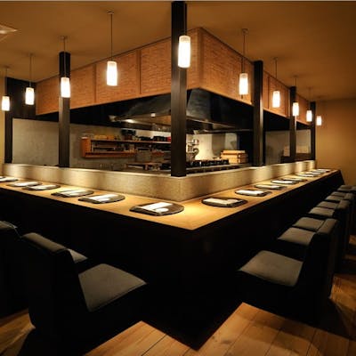 和モダンのスタイリッシュな空間