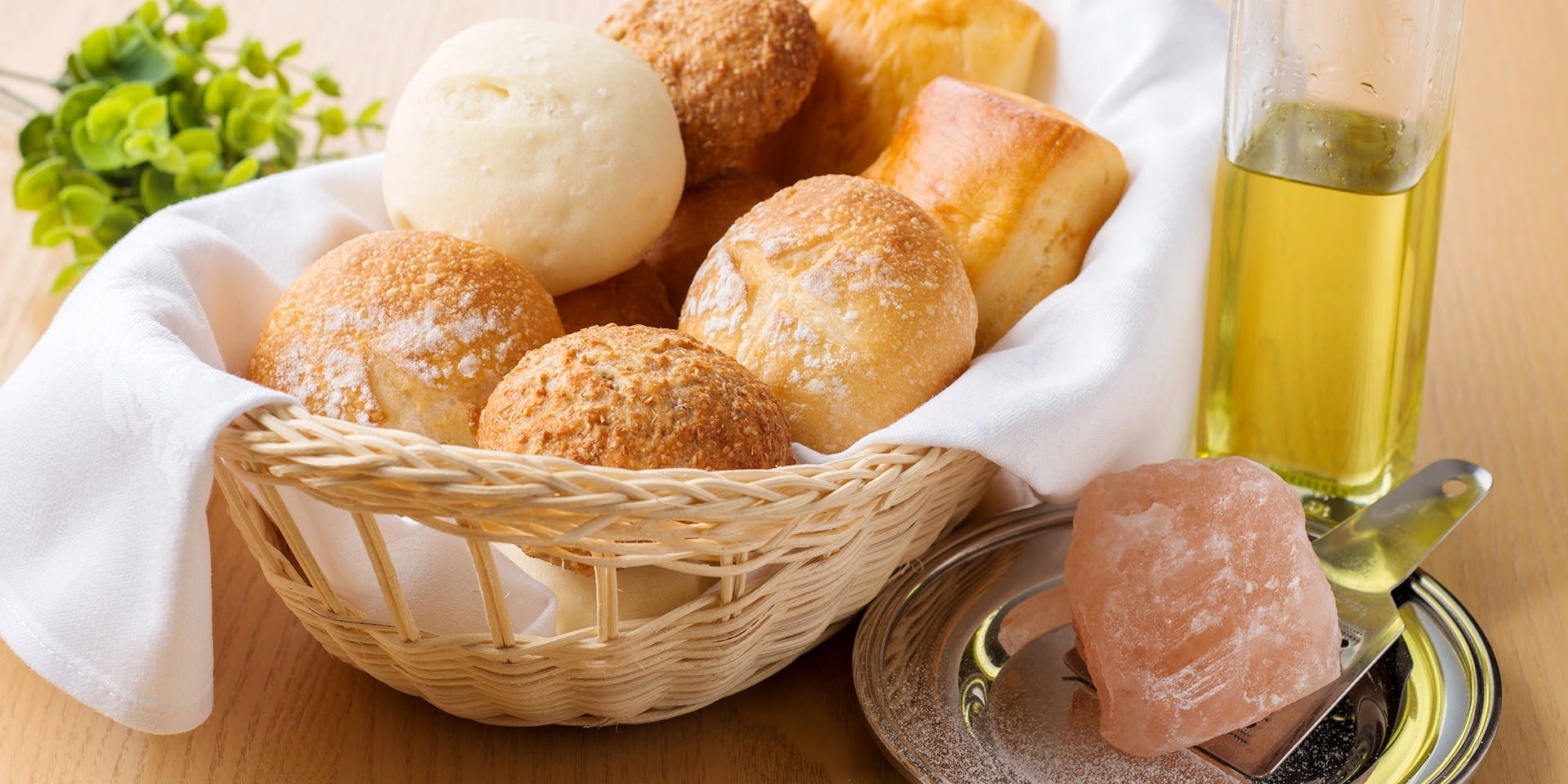 薪焼と鉄板焼き フォレスト（薪焼と鉄板焼き FOREST）