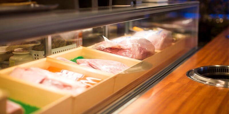 やきにくのバクロ 博多店