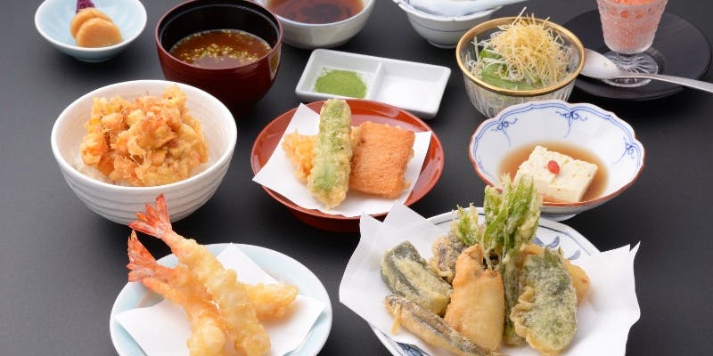【百福】先附、お任せ天ぷら12種、天丼など