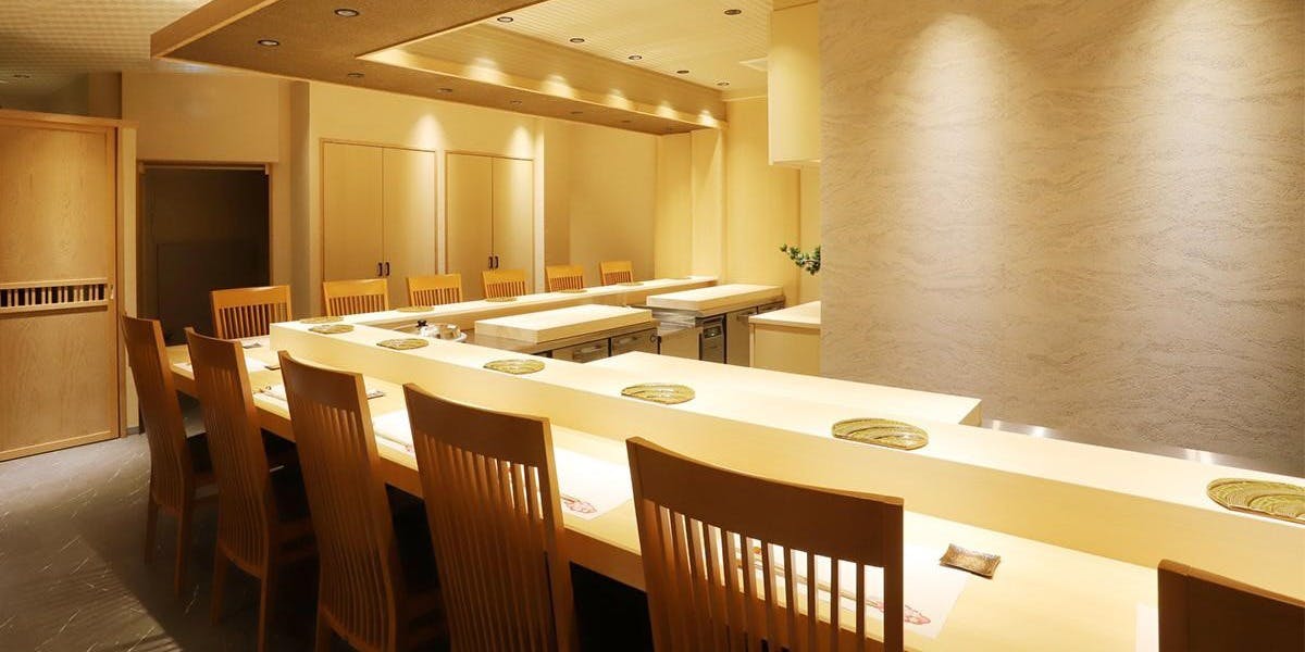 記念日におすすめのレストラン・鮨 博多まつもと 八重洲店の写真2