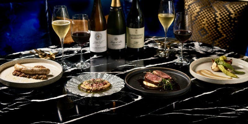 STVV LOUNGE（エスティヴィーヴィー ラウンジ）