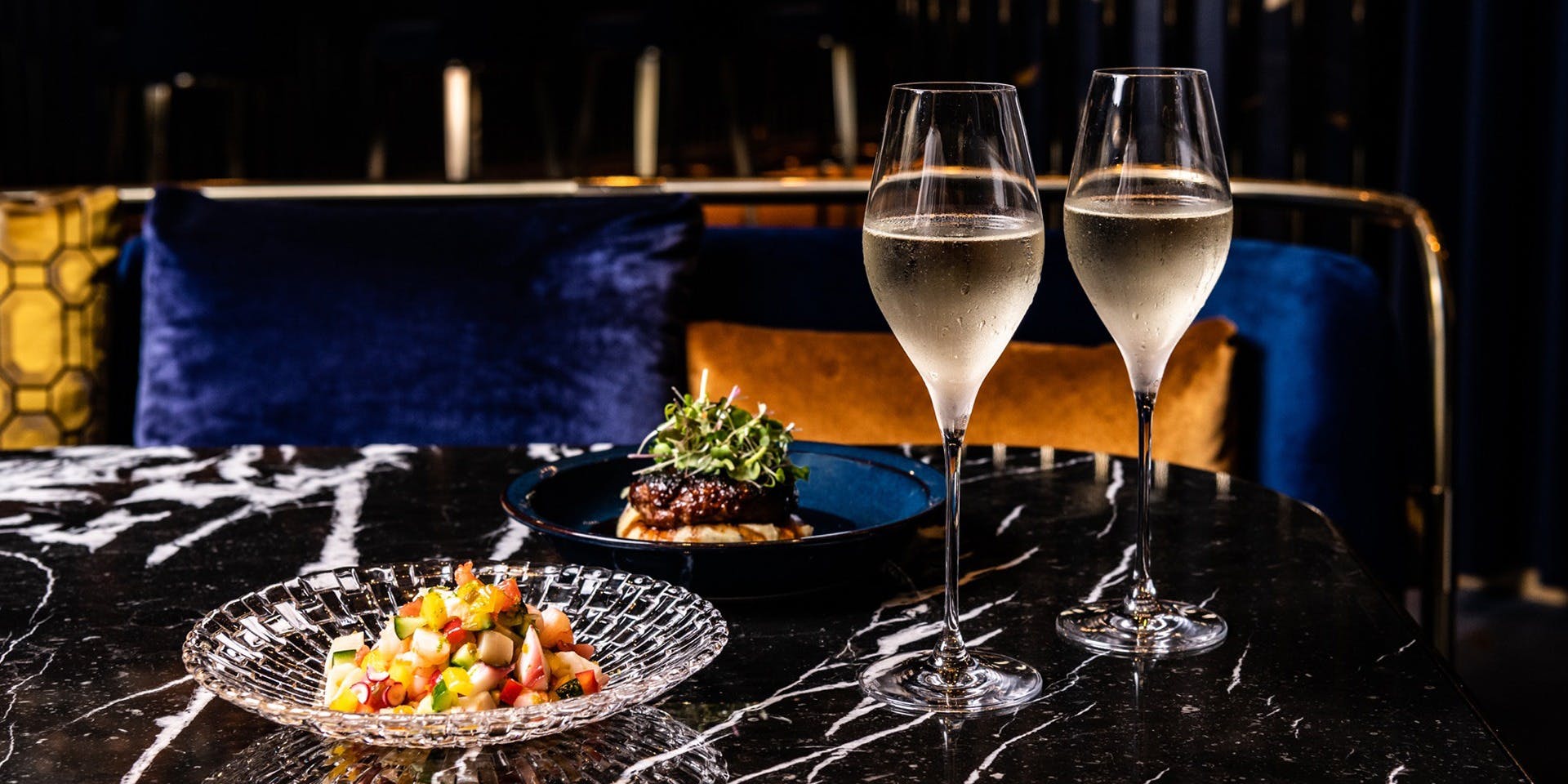 STVV LOUNGE（エスティヴィーヴィー ラウンジ）