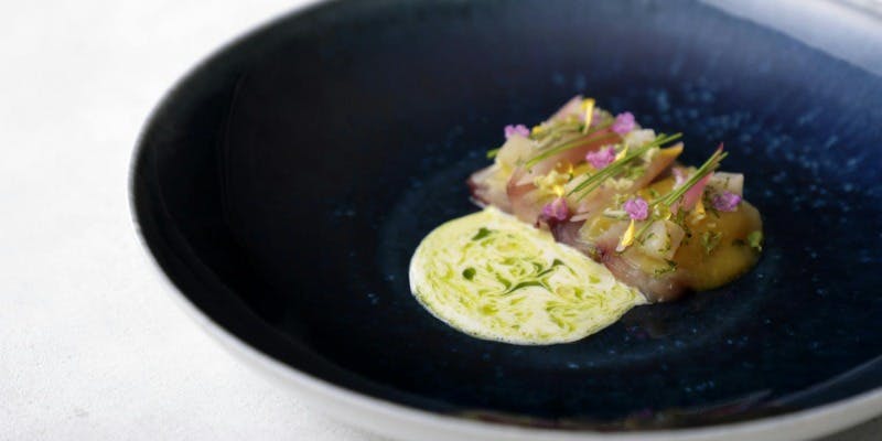 【porte】オードブル・魚・肉料理の全6品＋3種のシャンパーニュ ペアリング