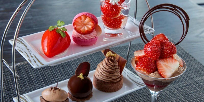 ＜1日20食限定＞【いちごvsチョコレートアフタヌーンティーランチ】（11/27～2/15）