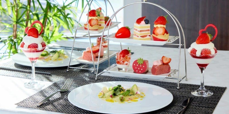 ＜1日20食限定＞【いちごアフタヌーンティーランチ・メイン料理付き】（2/16～5/6）