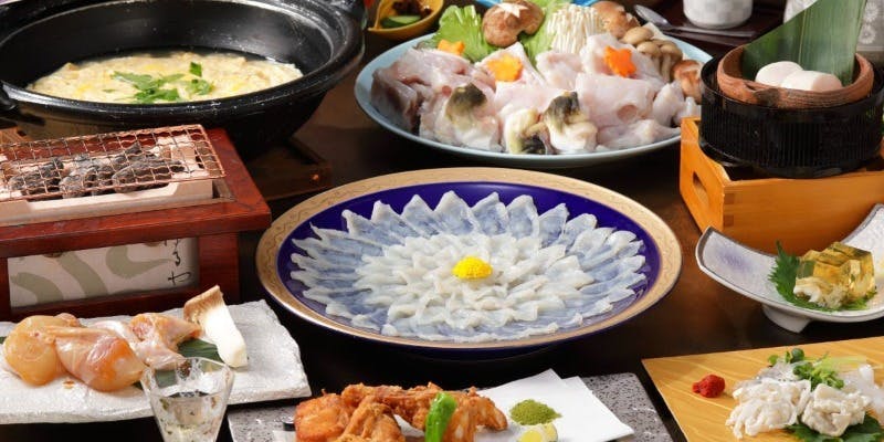 【とらふぐコース（満腹）】全11品！てっさ、白子蒸し、魚醤焼きなど＋天然温泉ご入浴（10月～3月）