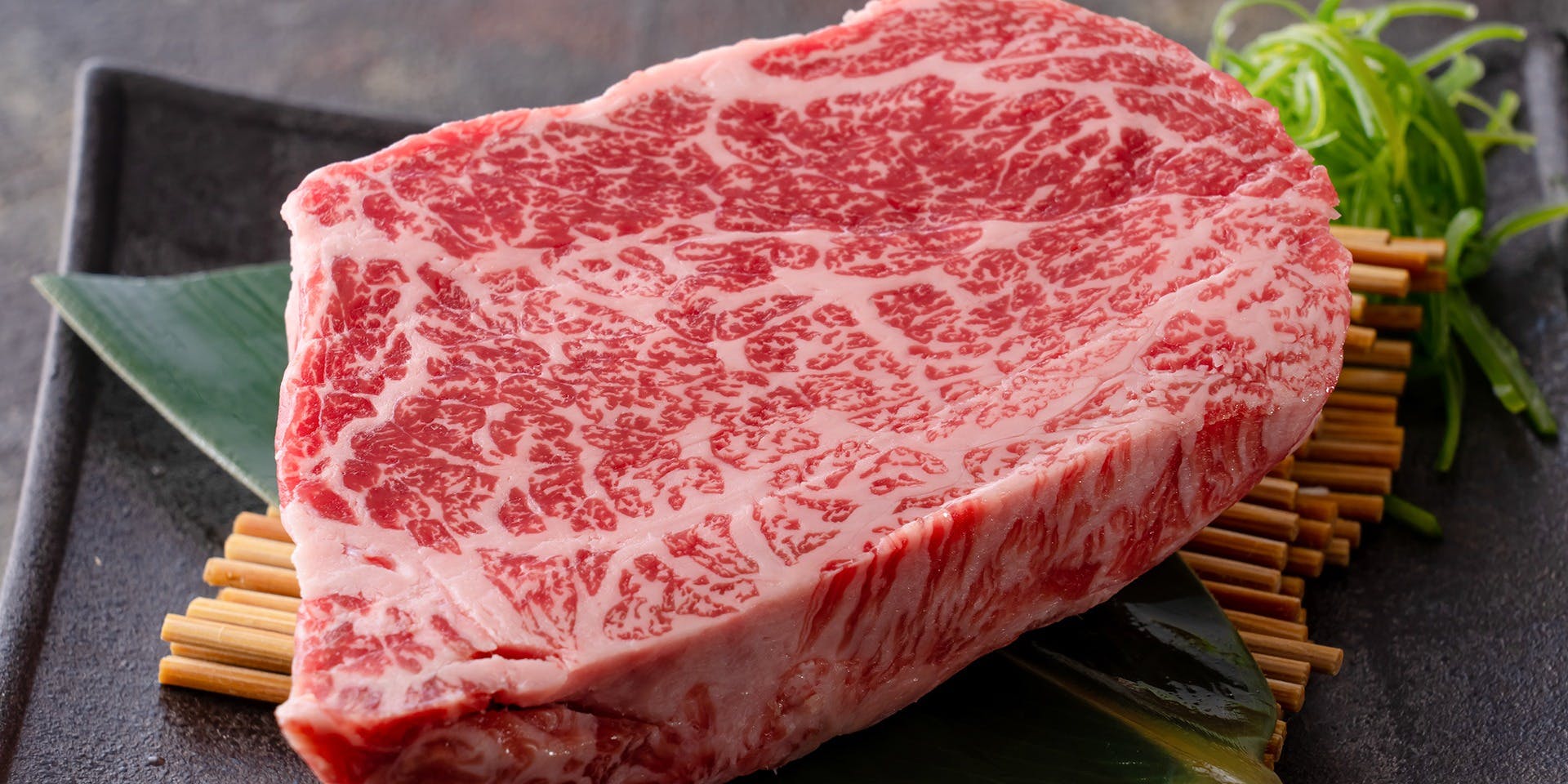 焼肉 六六六（ヤキニク ムツミ）