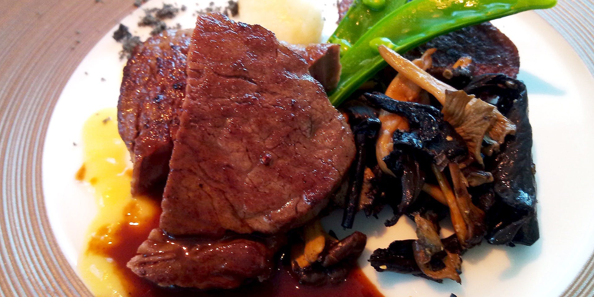 フレンチレストラン　オ・ラ・ラ