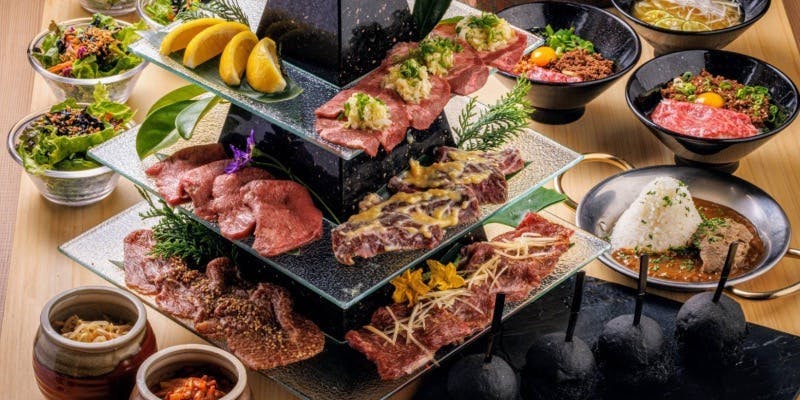 【アニバーサリーライトコース】富士山頂肉タワー！和牛を盛り込んだ全5種の肉タワーでお祝い！（個室）