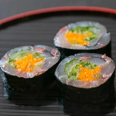 地方直送の新鮮な魚を多彩なコース料理