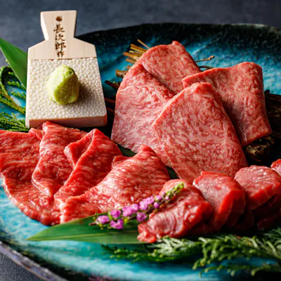 大将が目利きする日本三大和牛・近江牛の繊細な旨みを堪能