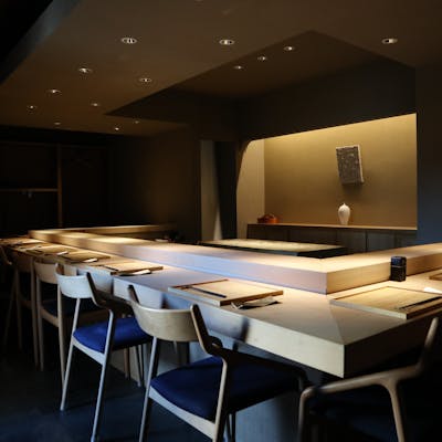 スタイリッシュな雰囲気の店内