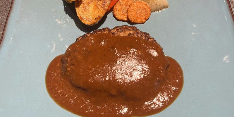 ～ハンバーグランチ～黒毛和牛とあぐー豚のハンバーグを堪能！4品 2,000円