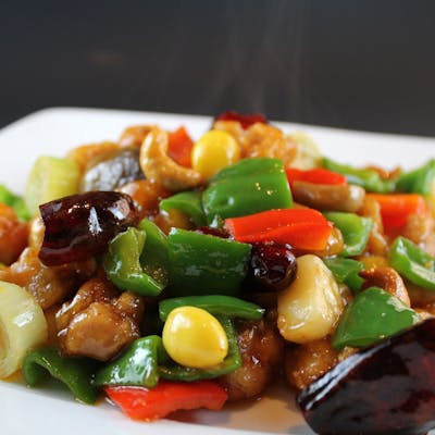 手間を惜しまず手作りに拘った、老若男女に愛される中華料理