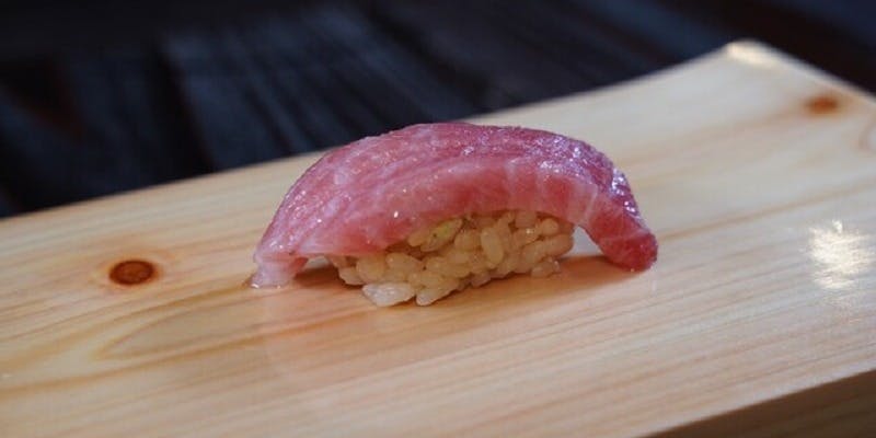 たか吉の鮨