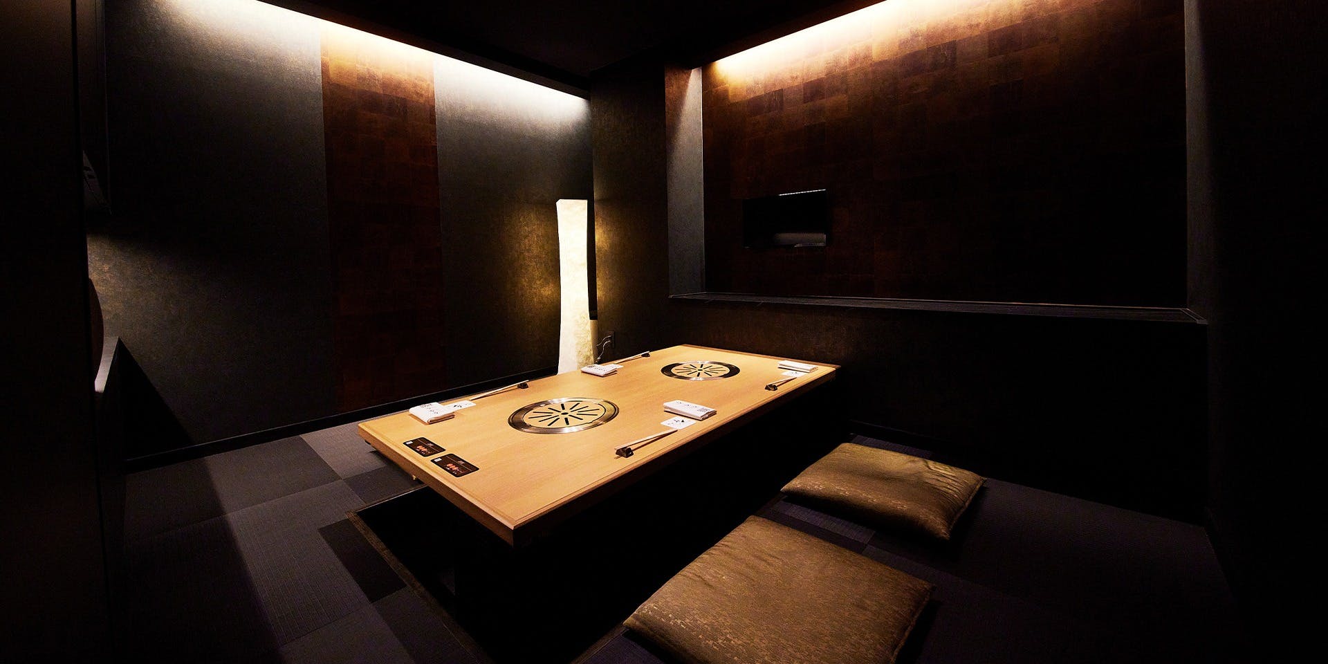 やきにく九 西麻布本店