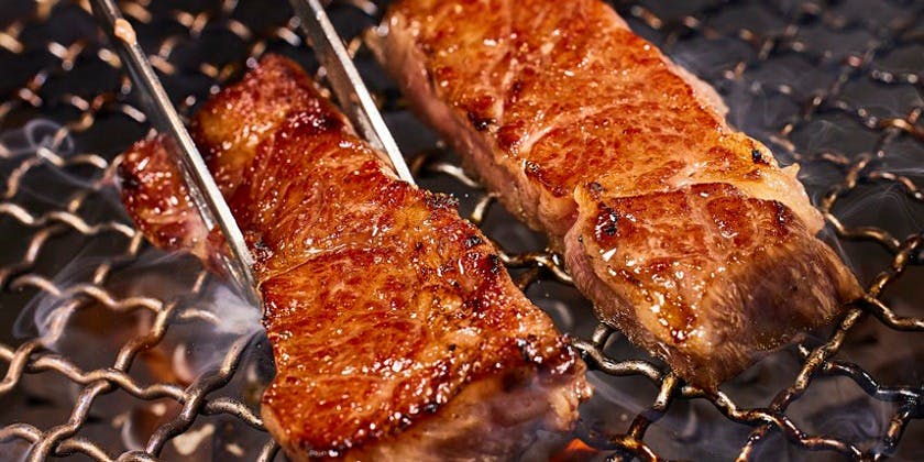 やきにく九 西麻布本店