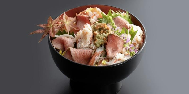 【昼限定】名物　蟹肉（かにく）丼