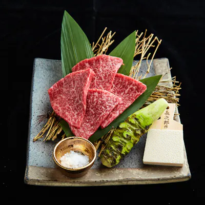厳選したお肉を提供