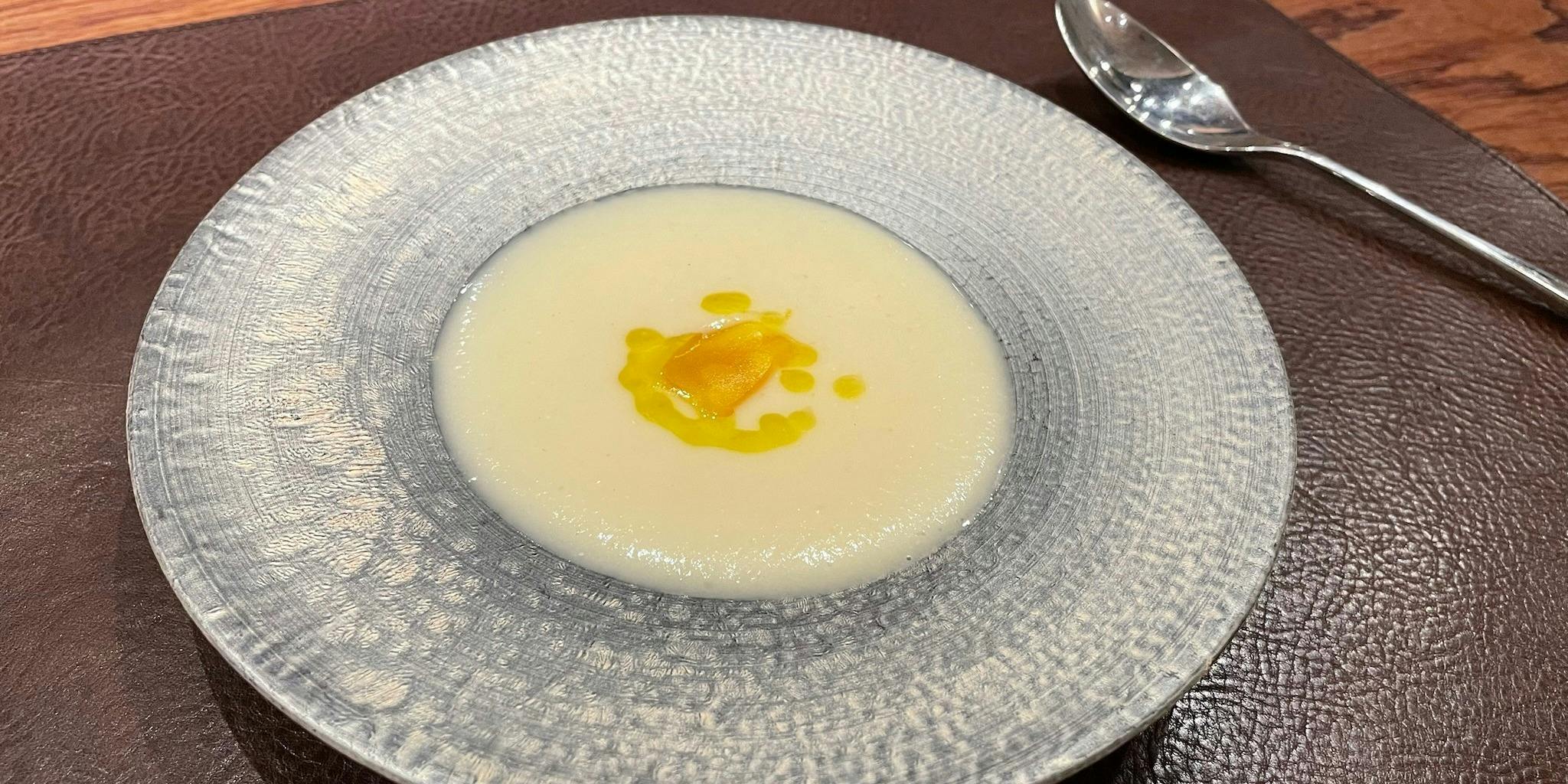 est pizzeria e trattoria GION（エスト）