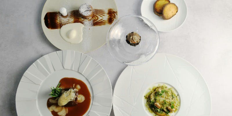 【シェフズシグネチャー】厳選した食材を使用したシェフオリジナルコース