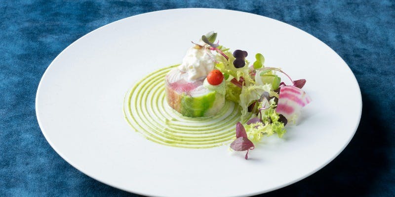 【Xmas2025】鹿ロースの肉料理、ブッシュドノエルなど全5品