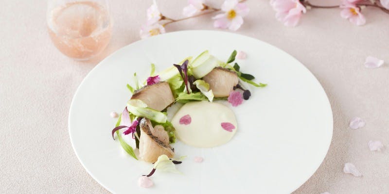 VMG CAFE ��i��كe���X Kudan Kaikan Terrace