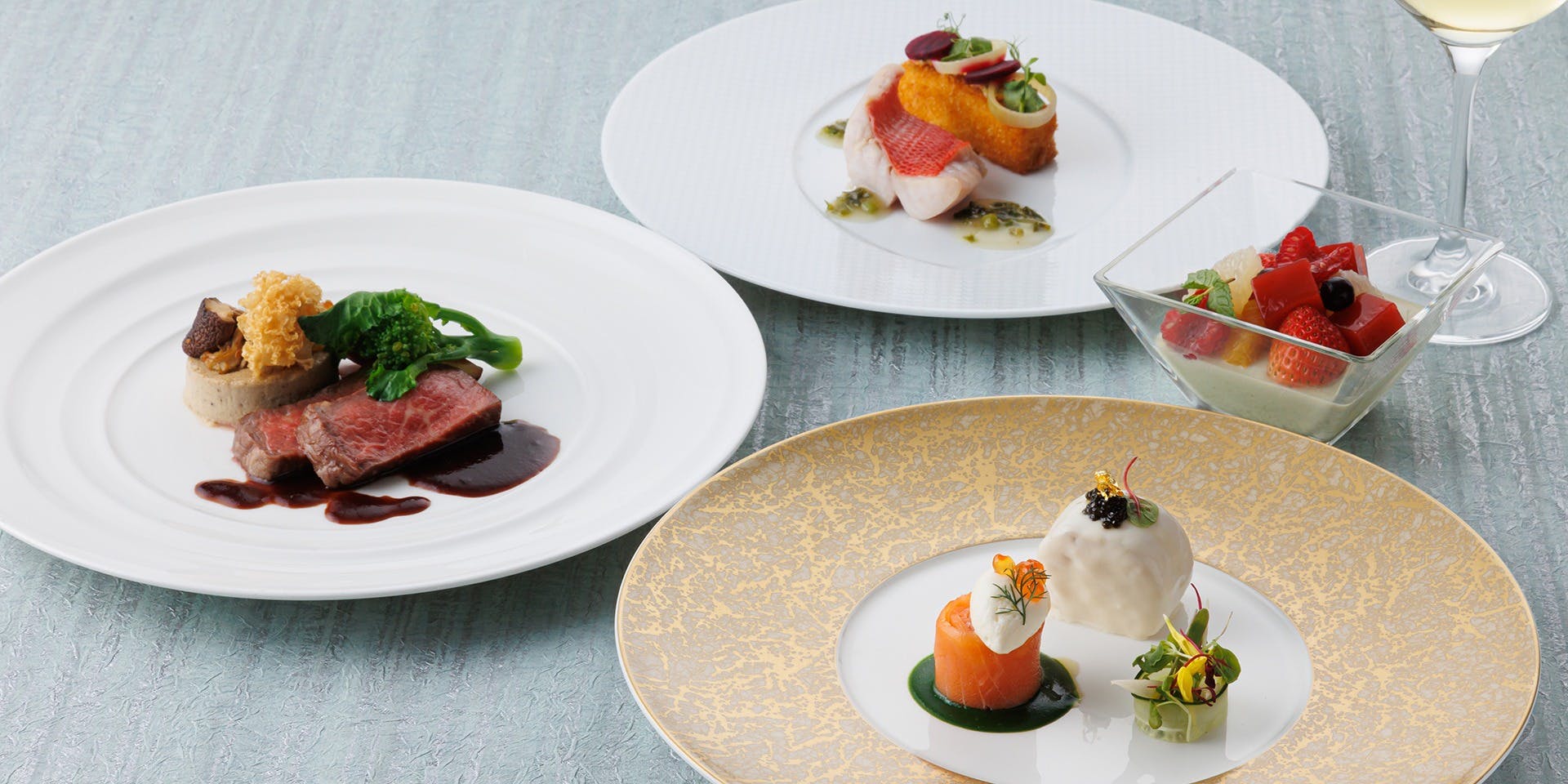 VMG CAFE 九段会館テラス（Kudan Kaikan Terrace）