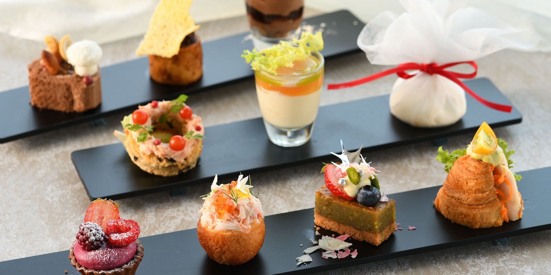 VMG CAFE 九段会館テラス（Kudan Kaikan Terrace）