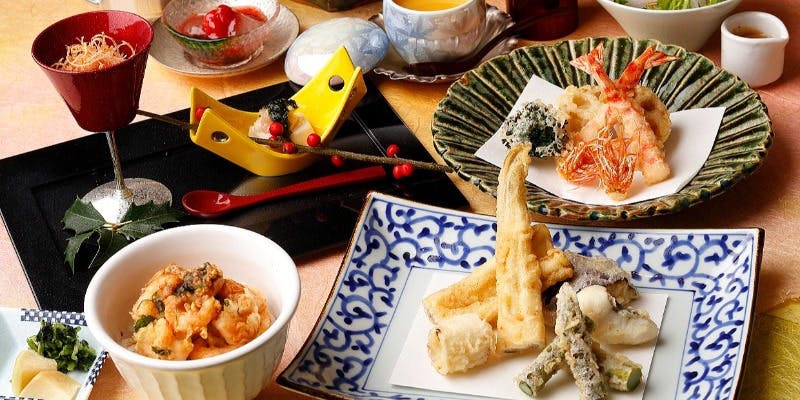 【天ぷら処 萬助／天婦羅コース　鼓】揚げたての天ぷらを楽しめる全6品＋乾杯ドリンク