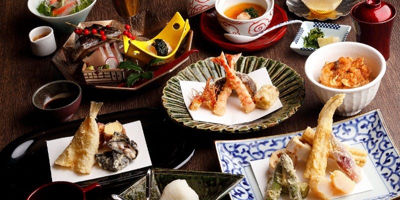 【天ぷら処 萬助／天ぷらコース～舞～】揚げたての天ぷらを楽しめる全6品＋乾杯ドリンク