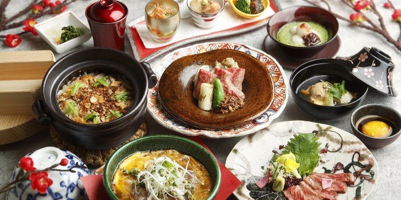 【新宿なだ万賓館 ／如月限定　賓館博多和牛コース】＋乾杯ドリンク＋お土産「ドレッシング」