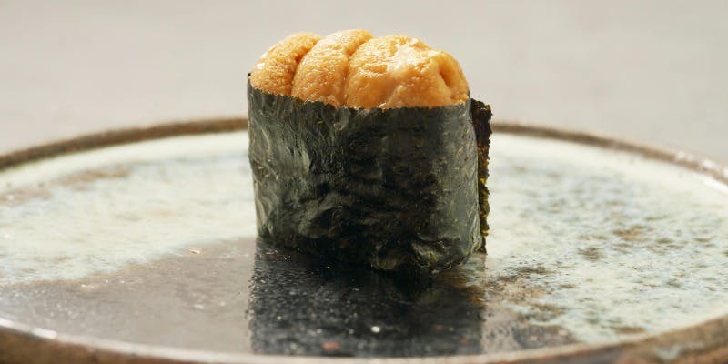 おまかせ海路コース　その日の鮮魚と四季折々の素材を贅沢に活かした全15品に舌鼓。