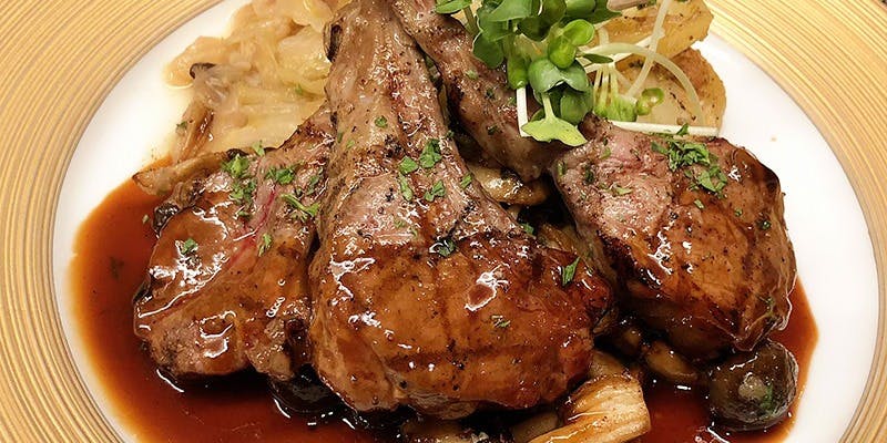 BISTRO NAMI（ビストロ ナミ）